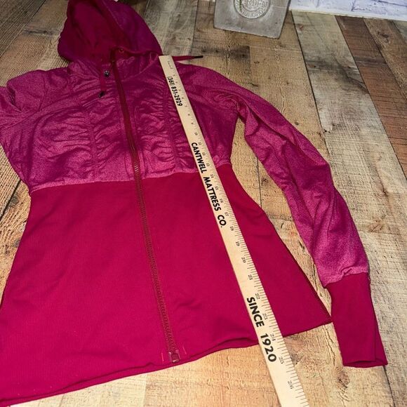 Lululemon Dance Studio Jacket III
Bumble Berry reversible - Picture 12 of 15